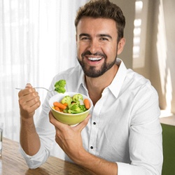 man eating healthy food