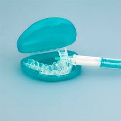 Teeth whitening tray